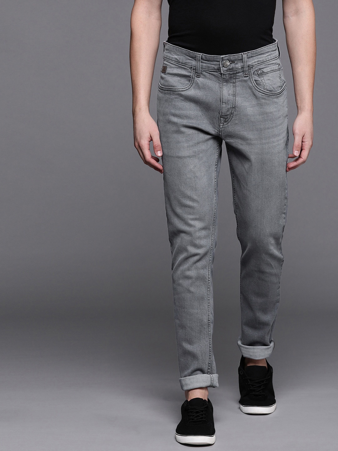 

WROGN Men Grey Slim Fit Mid-Rise Clean Look Stretchable Jeans