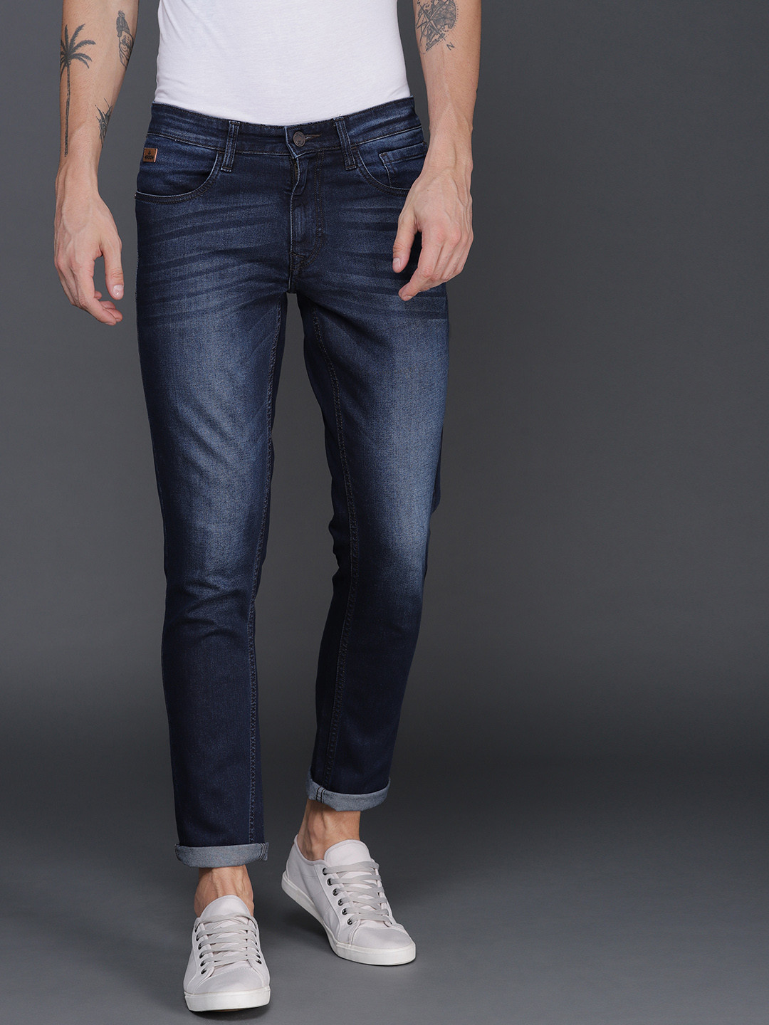

WROGN Men Blue Slim Fit Mid-Rise Clean Look Stretchable Jeans