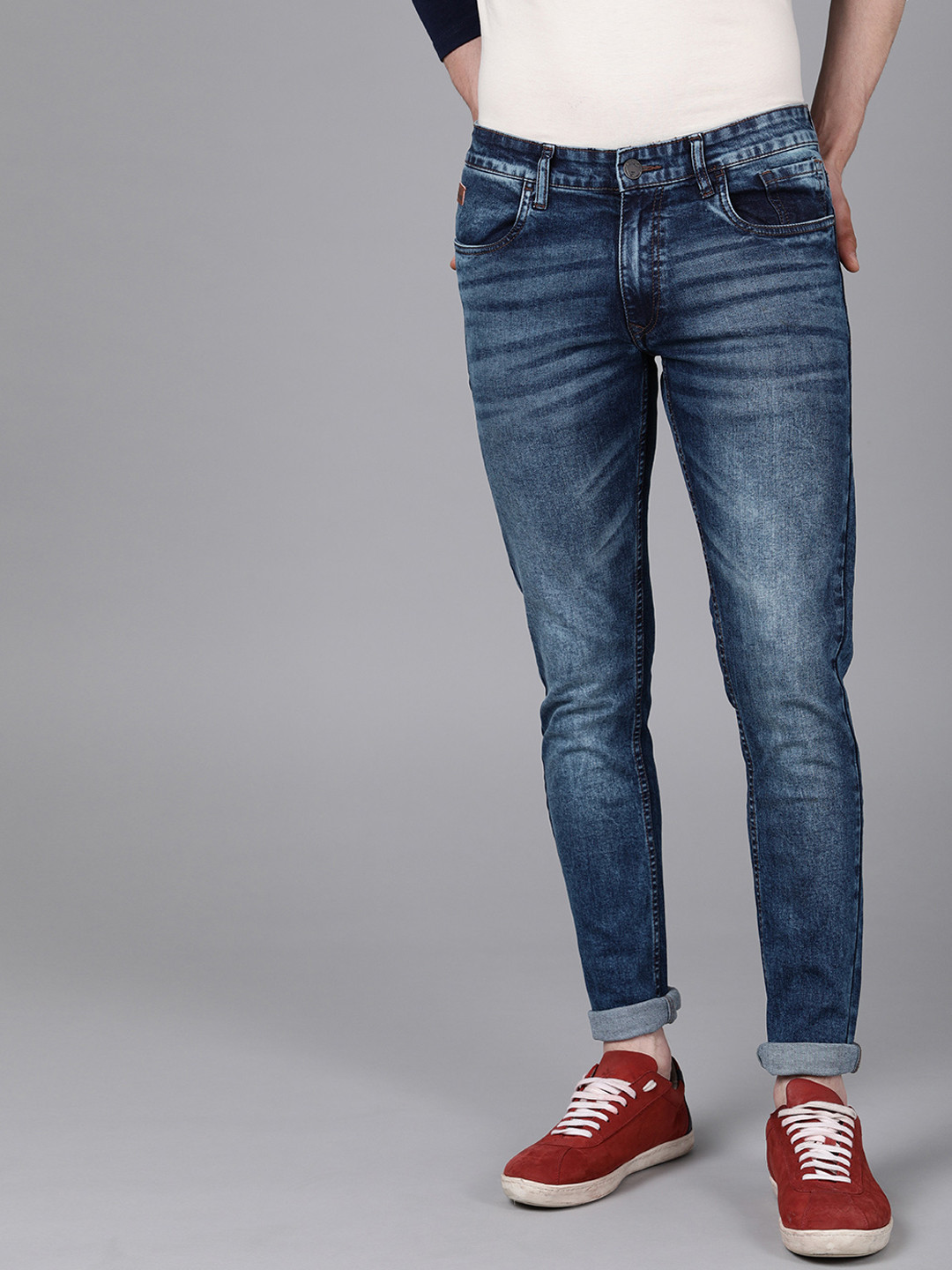 

WROGN Men Blue Slim Fit Mid-Rise Clean Look Stretchable Jeans