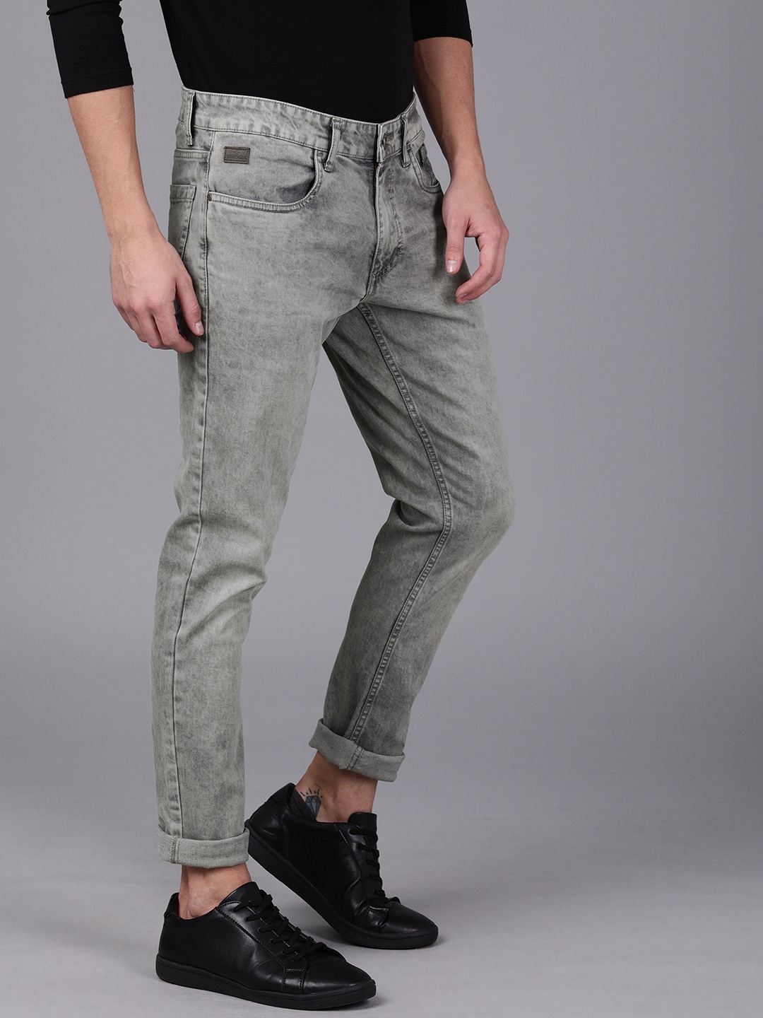 

WROGN Men Grey Slim Fit Mid-Rise Clean Look Stretchable Jeans