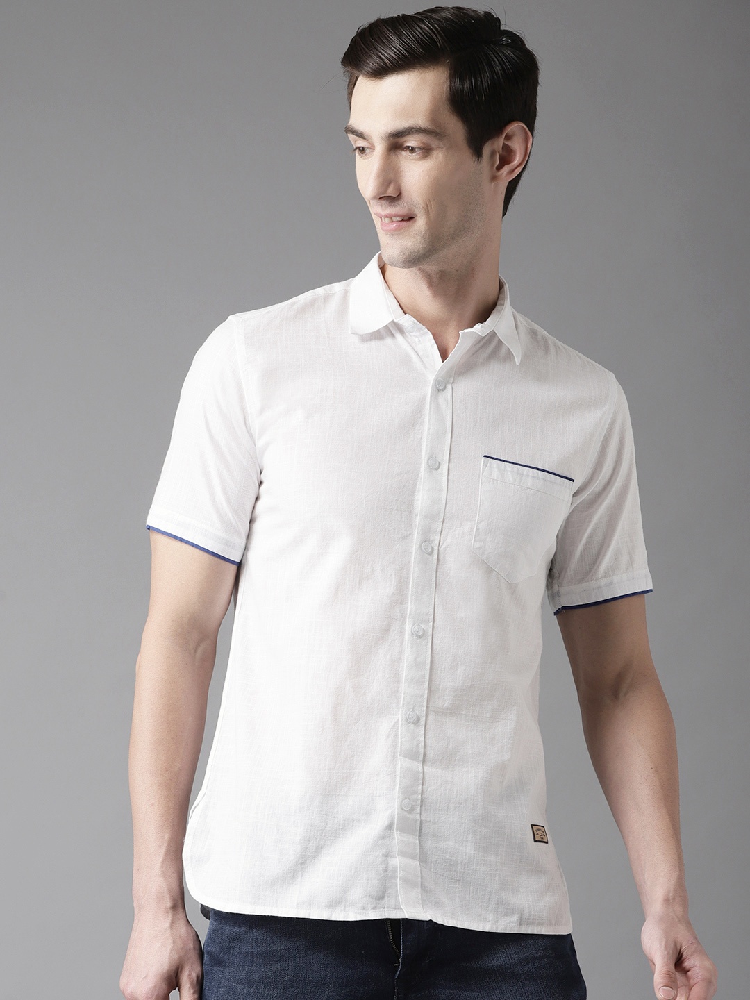 

DENNISON Men Off-White Comfort Slim Fit Solid Casual Shirt