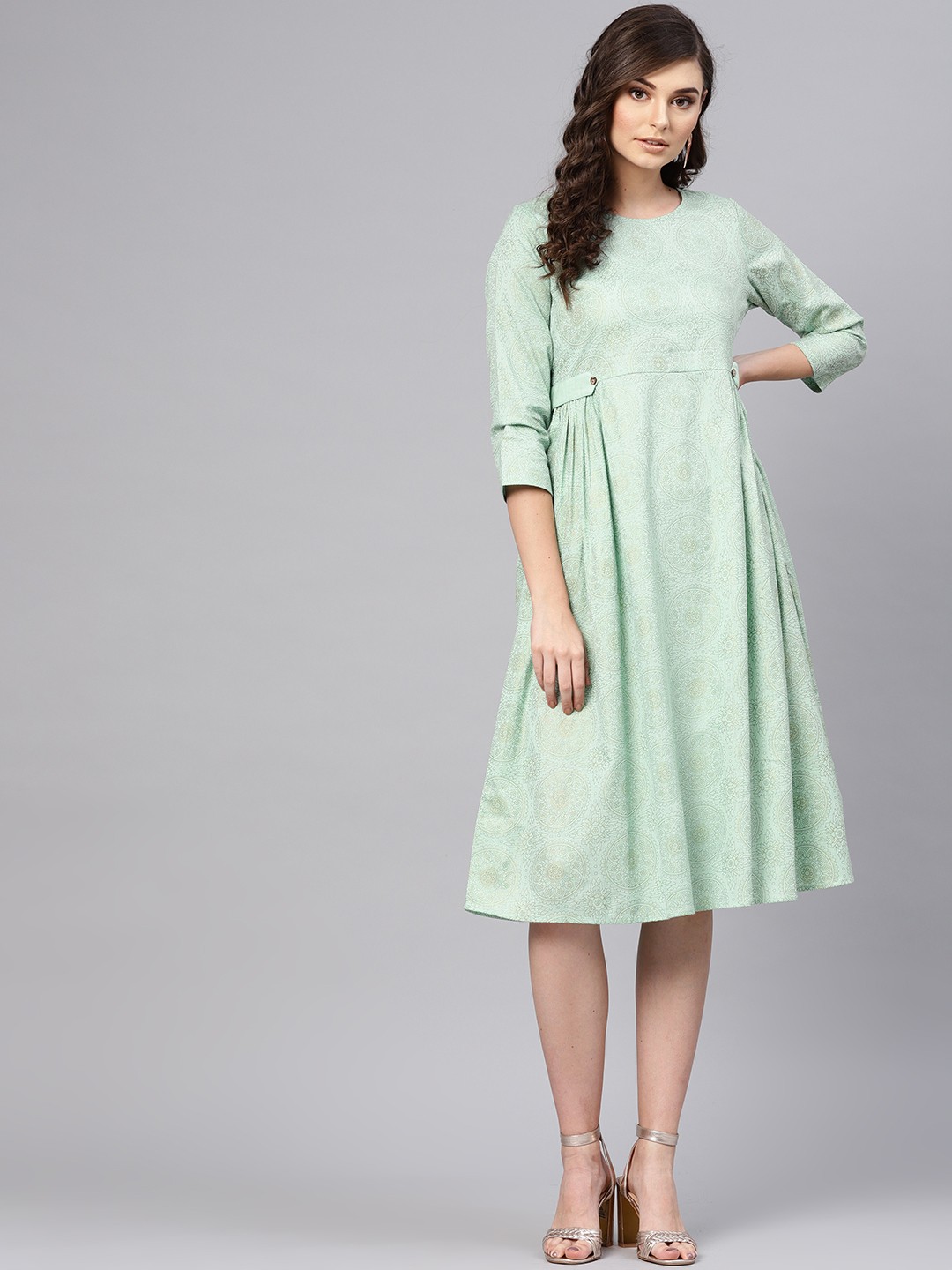 

SASSAFRAS Women Green & Golden Printed A-Line Dress