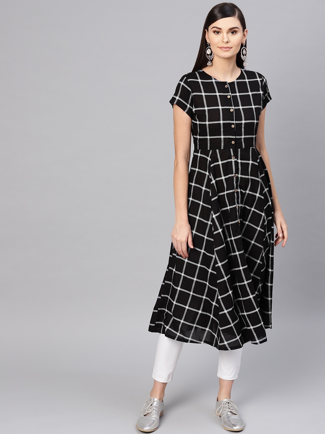 

SASSAFRAS Women Black & White Checked A-Line Kurta