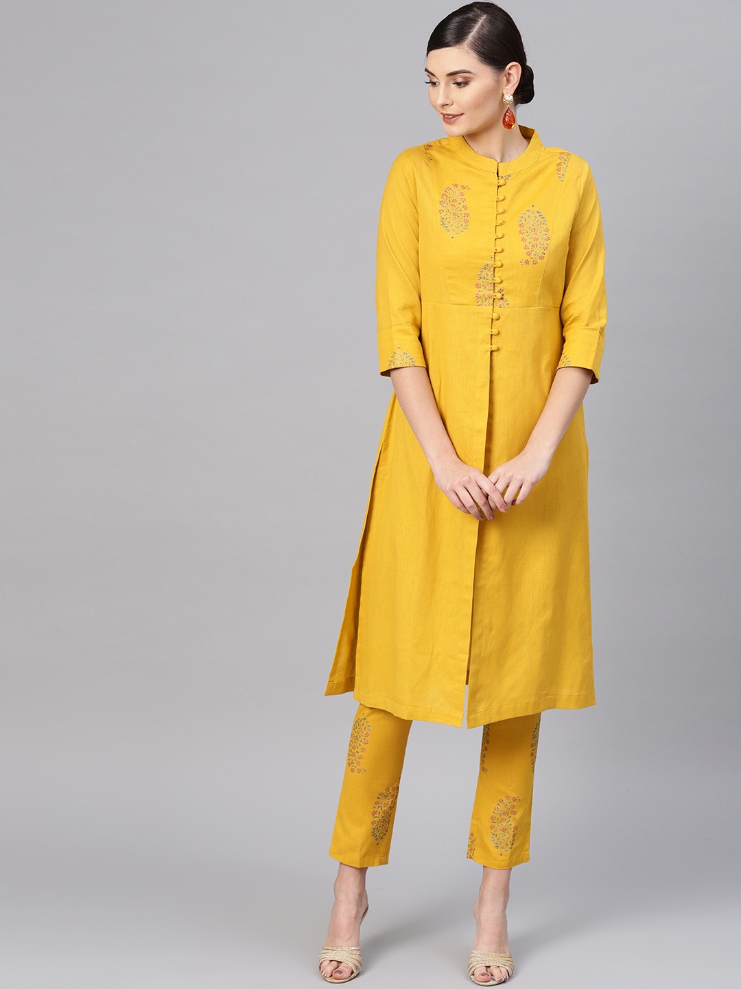 

SASSAFRAS Women Mustard Yellow & Green Printed Kurta with Trousers