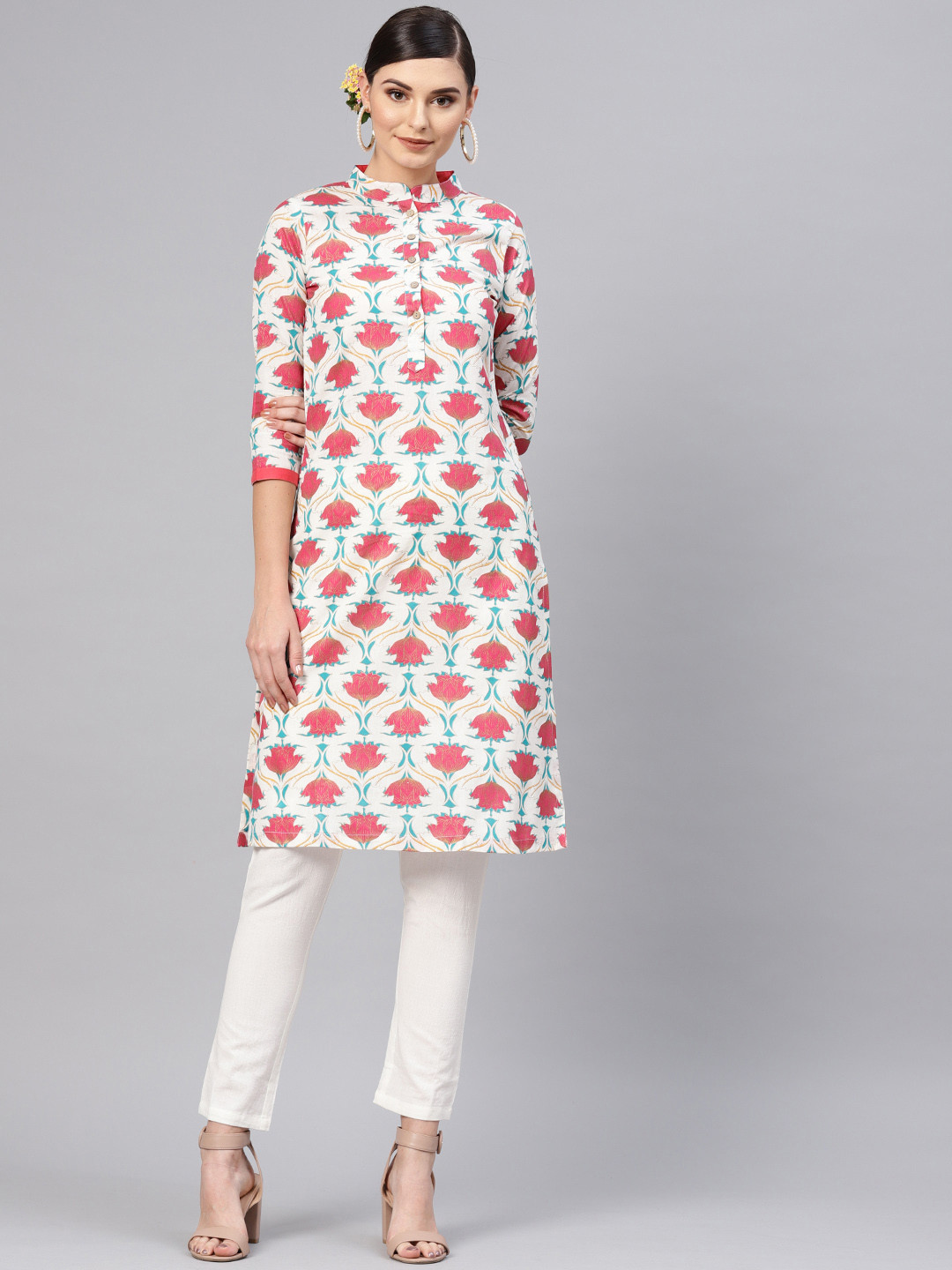 

SASSAFRAS Women Off-White & Pink Printed Kurta with Trousers