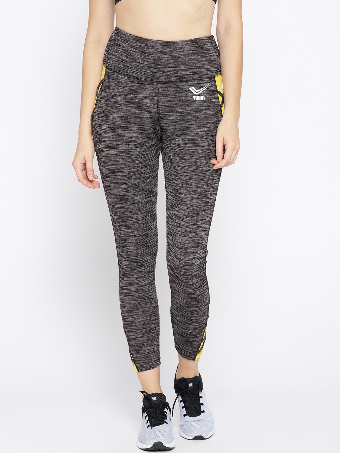 

Yuuki Women Charcoal Grey Solid Gym Tights