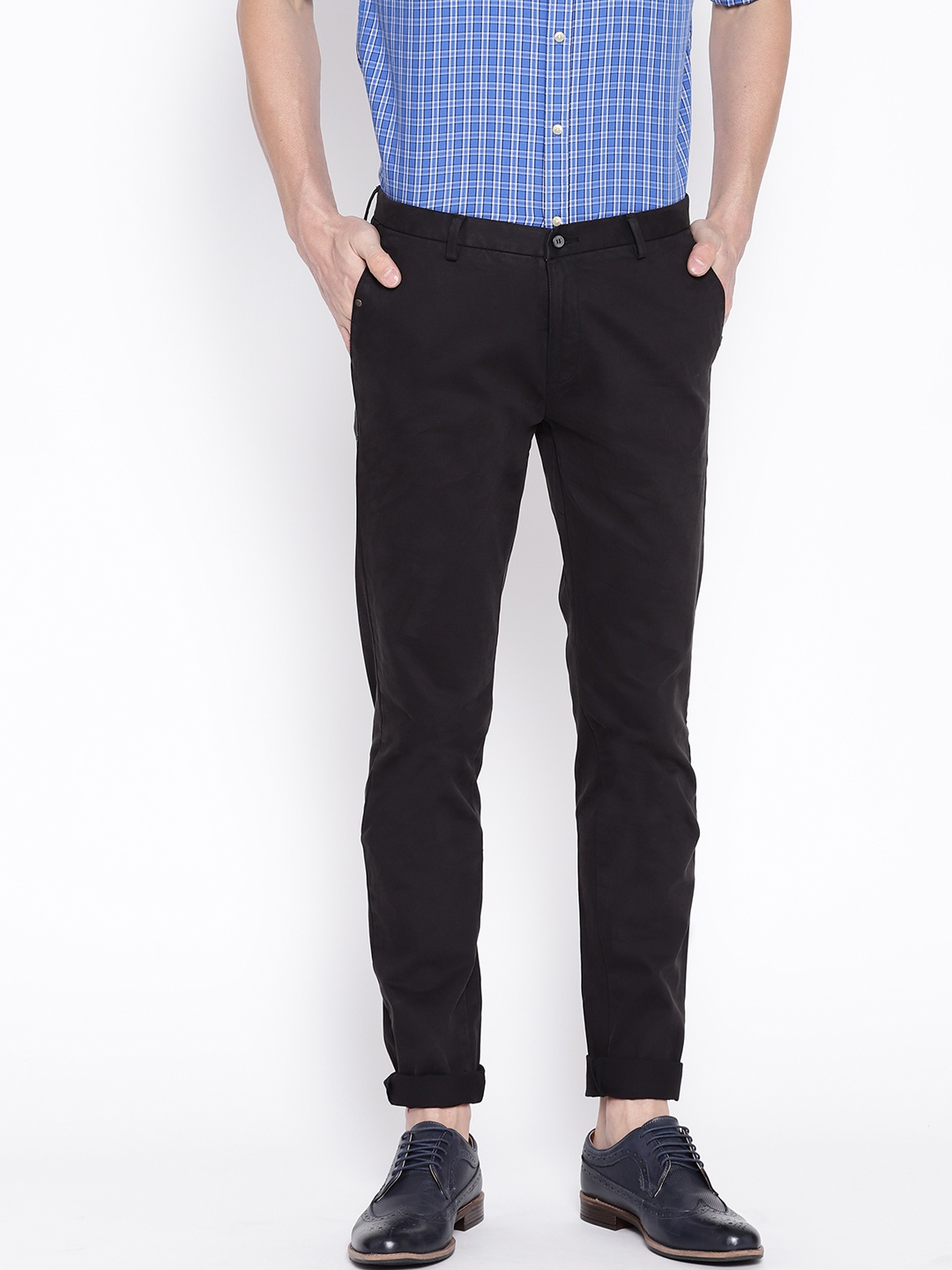 

Blackberrys Men Black Roger Slim Fit Solid Chinos