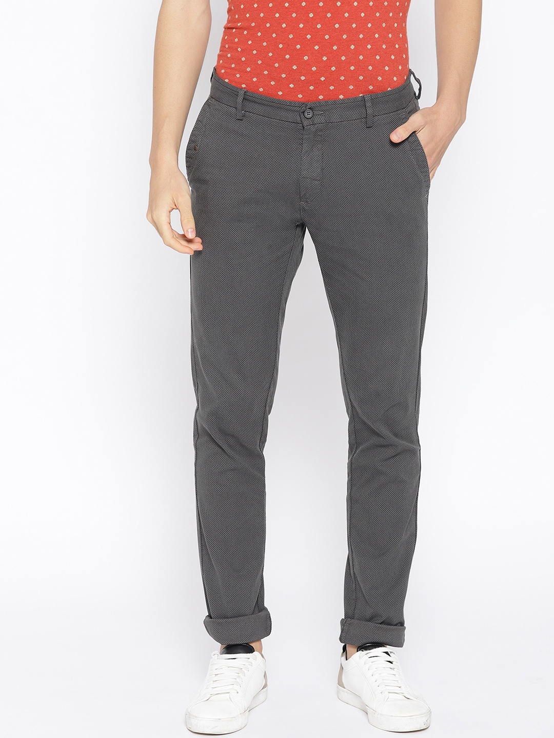 

Blackberrys Men Charcoal Grey Roger Slim Fit Self Design Regular Trousers