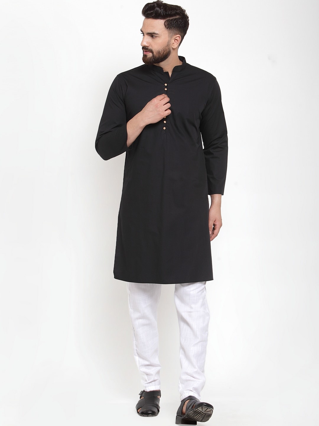 

Purple State Men Black Solid Straight Kurta