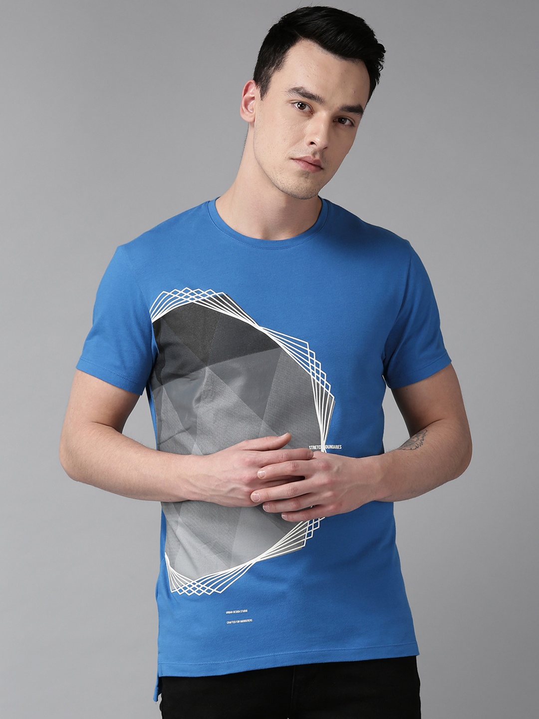 

Blackberrys Men Blue Printed Slim Fit Round Neck T-shirt