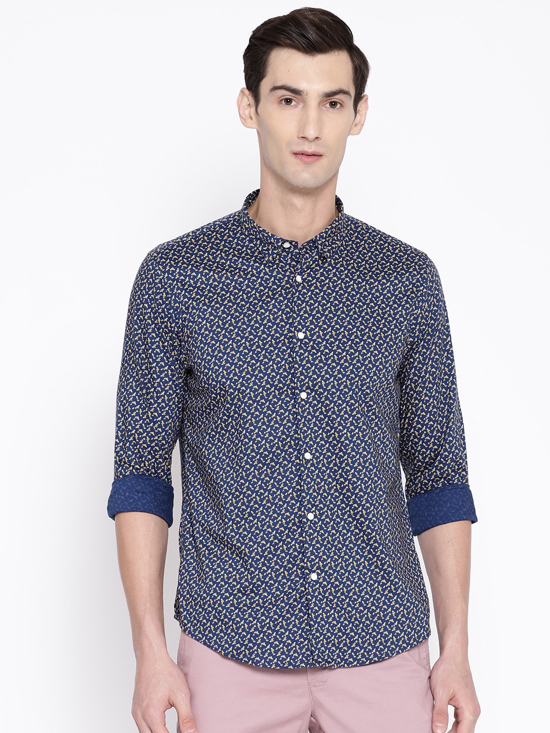 

Blackberrys Men Navy Blue & Yellow Trim Skinny Fit Printed Casual Shirt