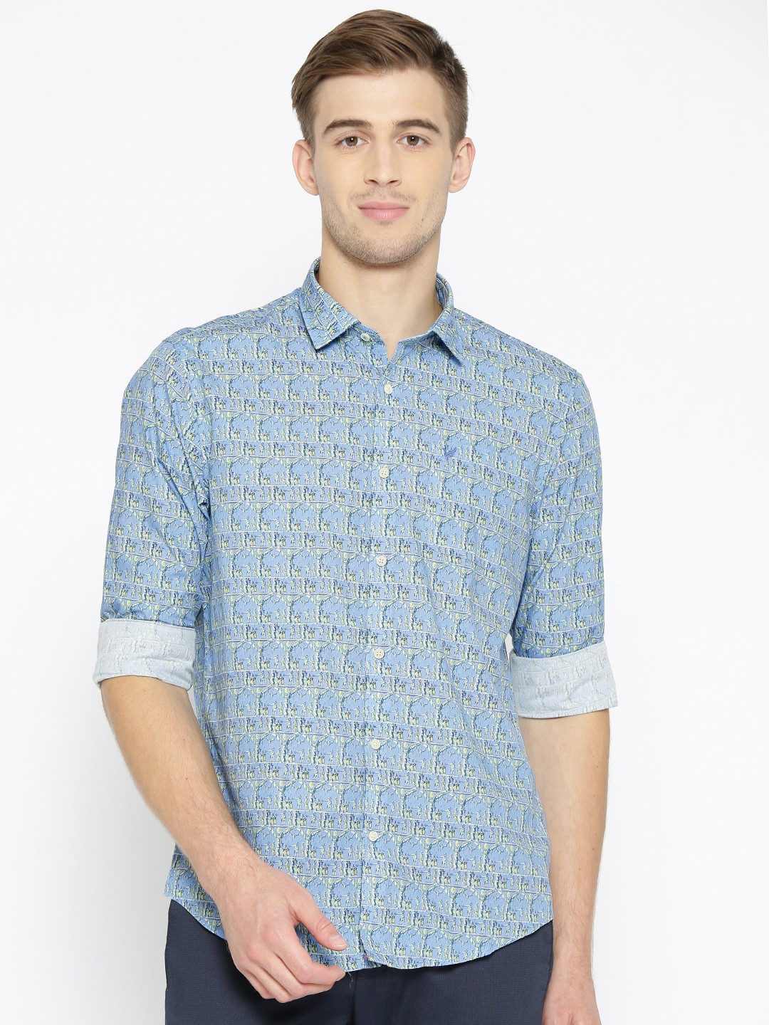 

Blackberrys Men Blue & Green Slim Fit Printed Casual Shirt