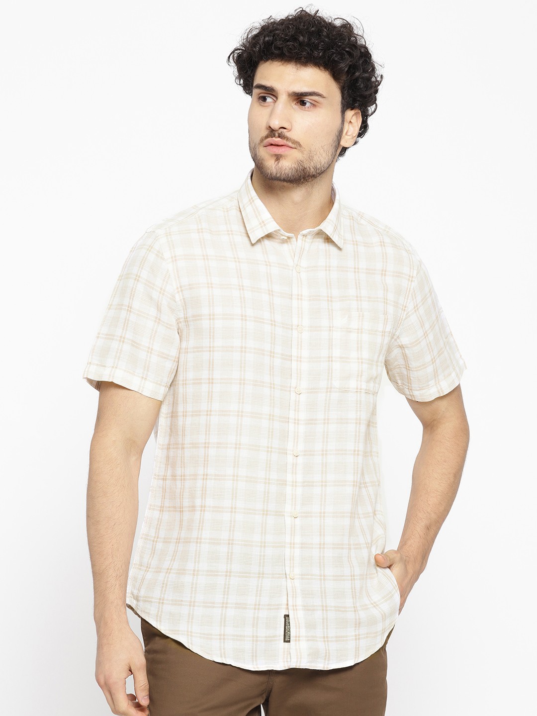 

Blackberrys Men White & Beige Slim Fit Checked Casual Shirt