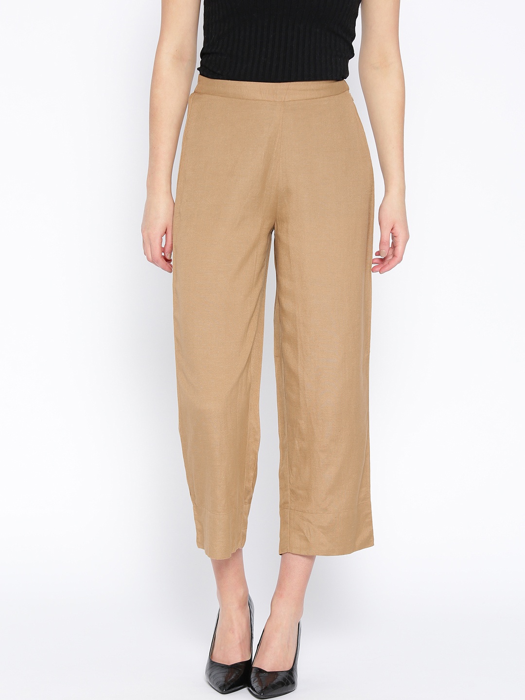 

Global Desi Women Beige Solid Cropped Parallel Trousers