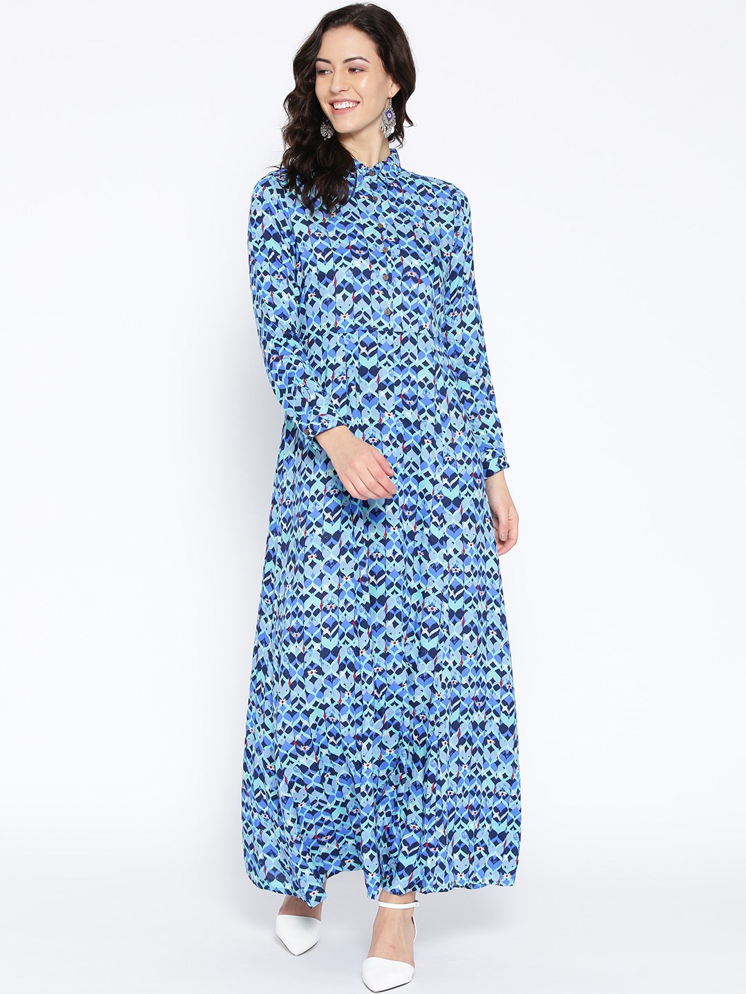 

Global Desi Women Blue Printed Maxi Dress