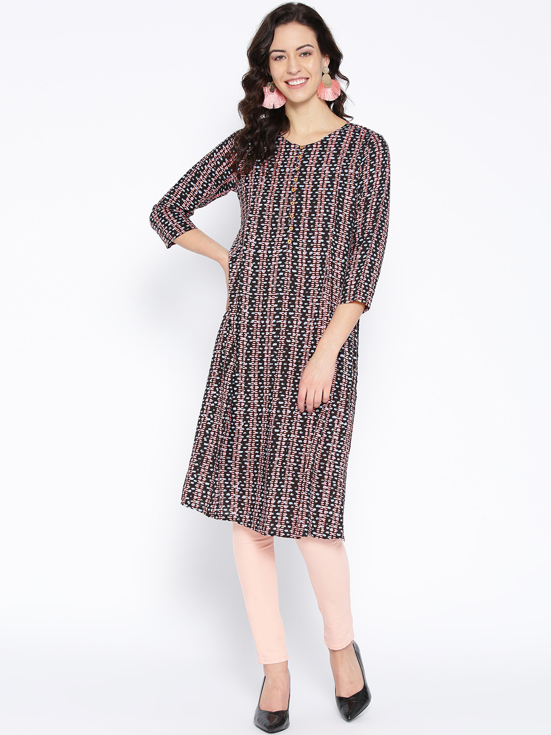 

Global Desi Women Black & Pink Printed Straight Kurta