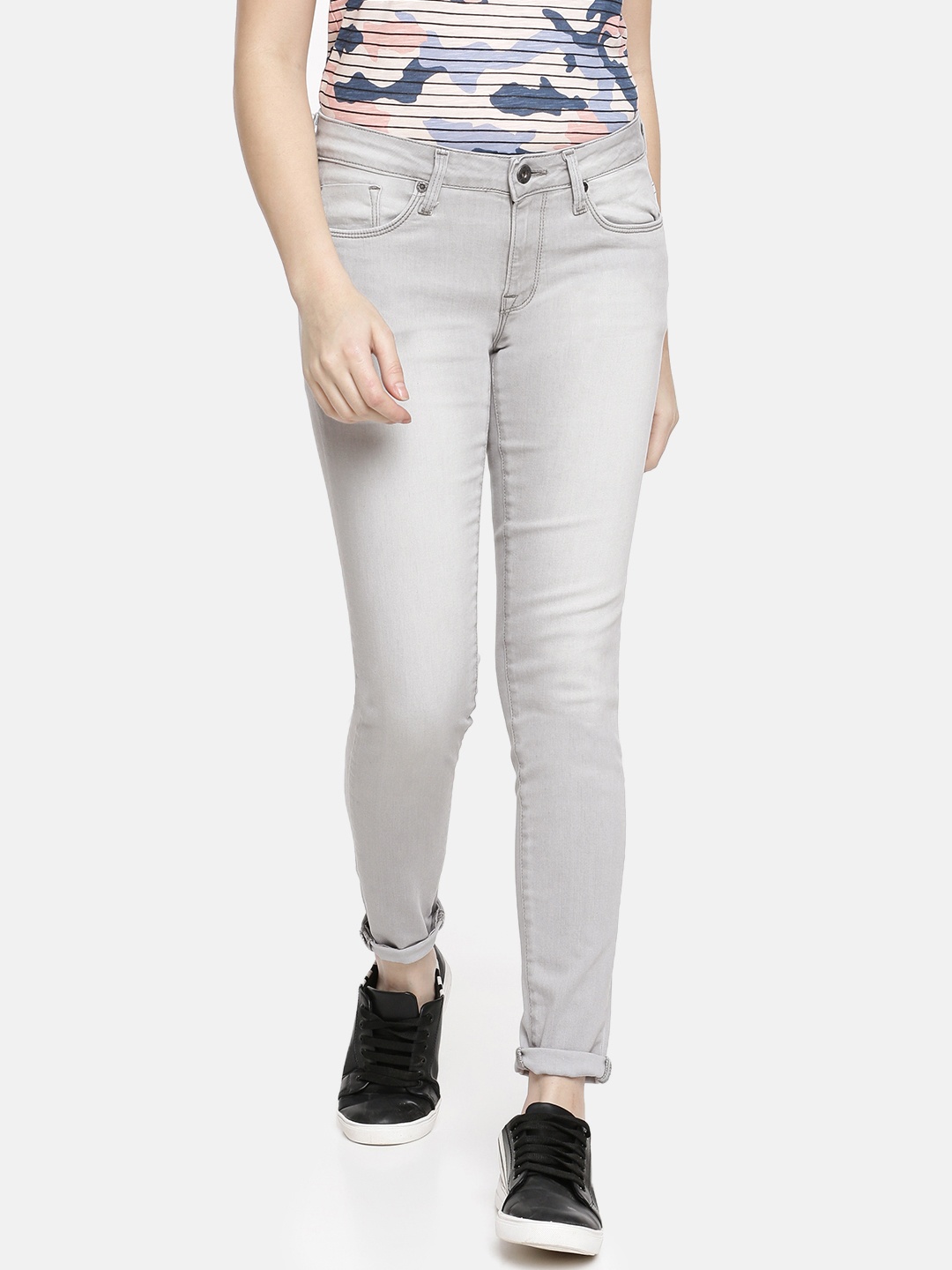 

Pepe Jeans Women Grey Silver Lola Regular Fit Mid-Rise Clean Look Stretchable Jeans