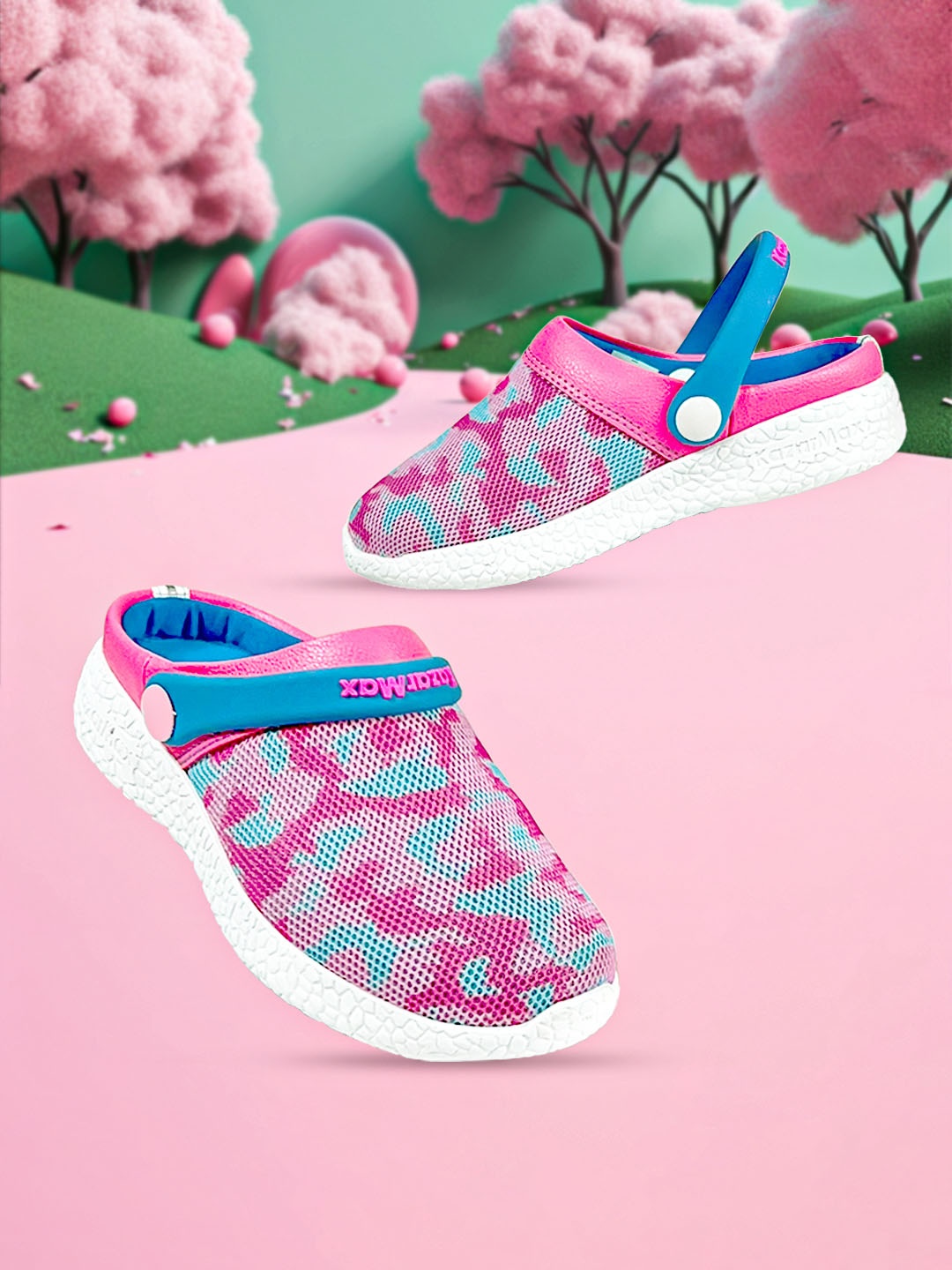 

KazarMax Unisex Pink & Blue Printed Clogs