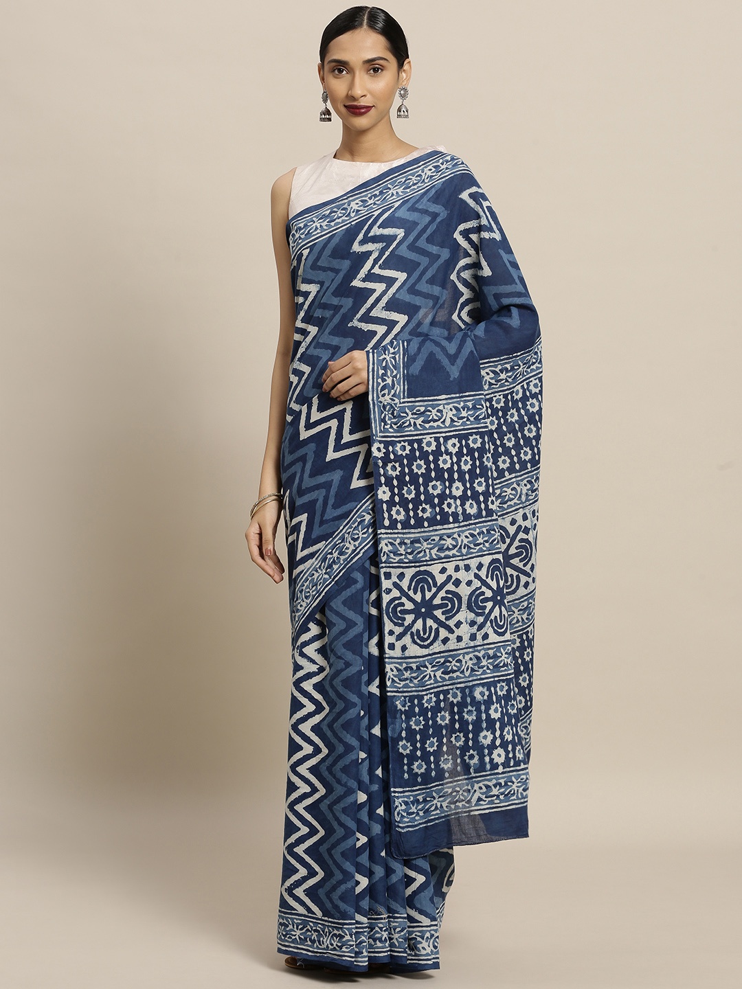 

Mitera Blue & White Pure Cotton Dyed Saree