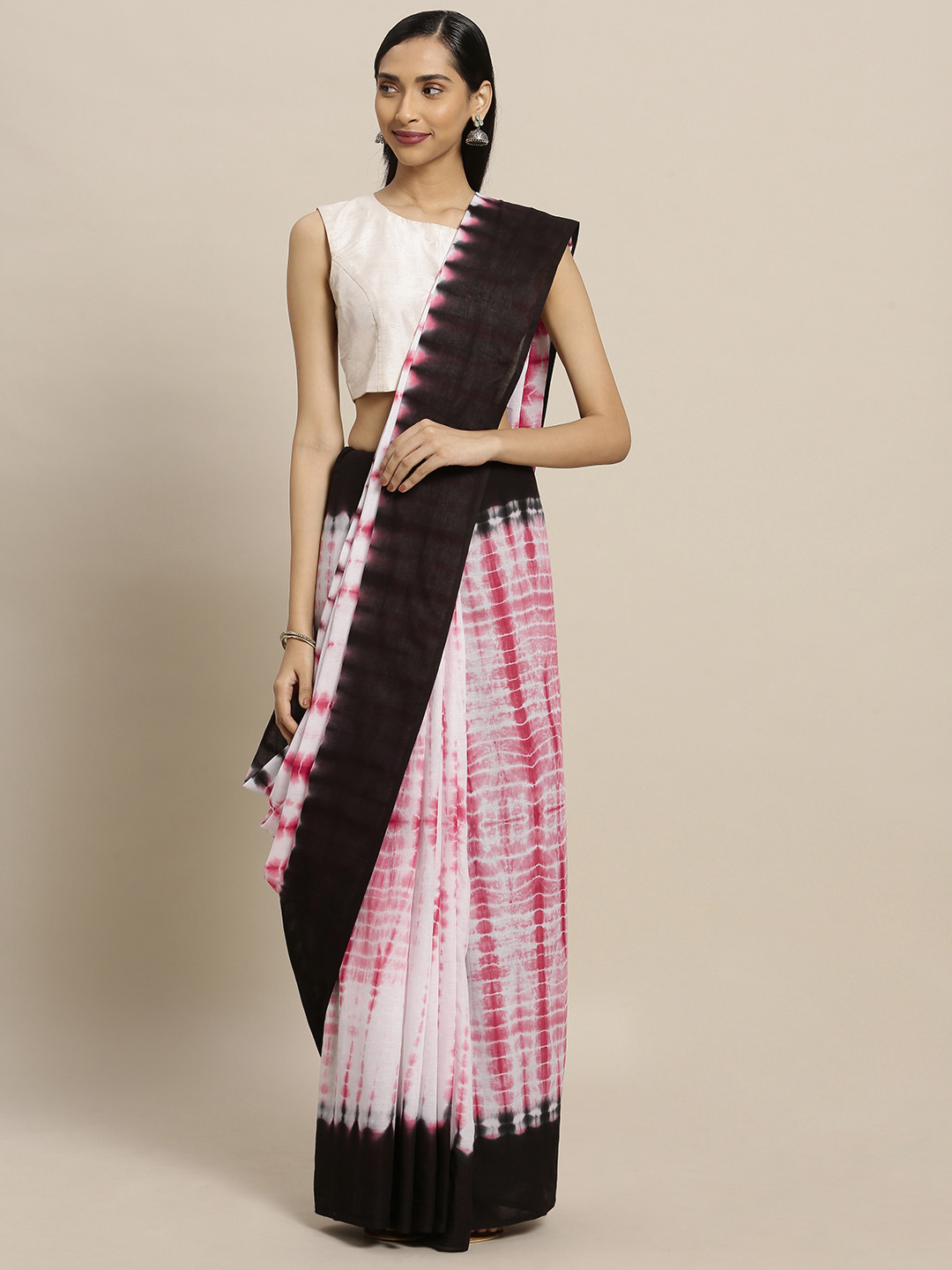 

Mitera White & Red Pure Cotton Dyed Saree