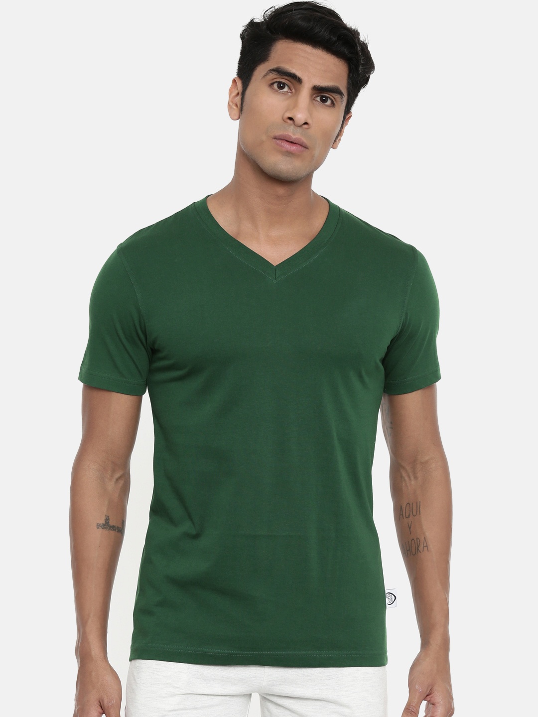 

zebu Men Green Solid Round Neck Lounge T-shirt 1ZVHT