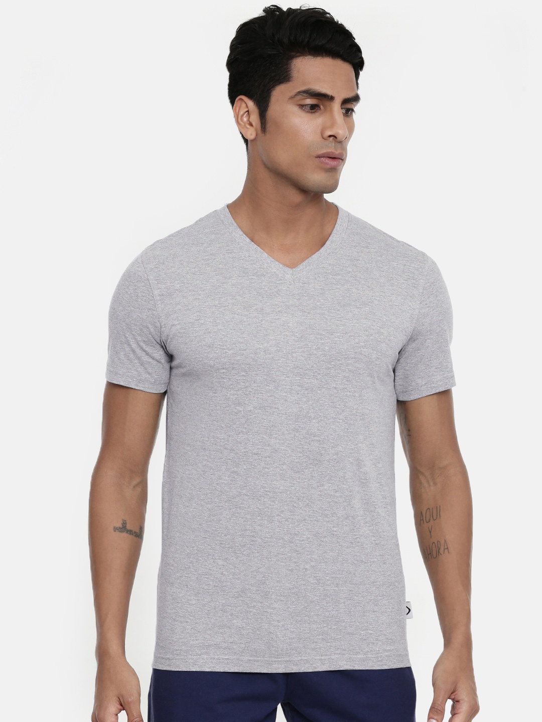 

zebu Men Grey Melange Solid V-Neck Pure Cotton T-shirt