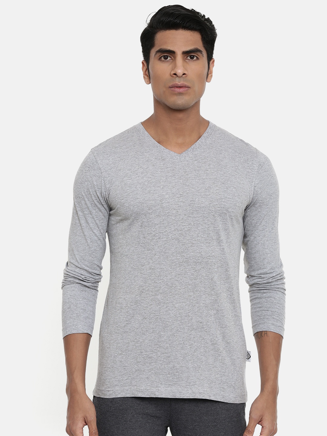 

zebu Men Grey Melange Solid Round Neck Lounge T-shirt ZVNFS