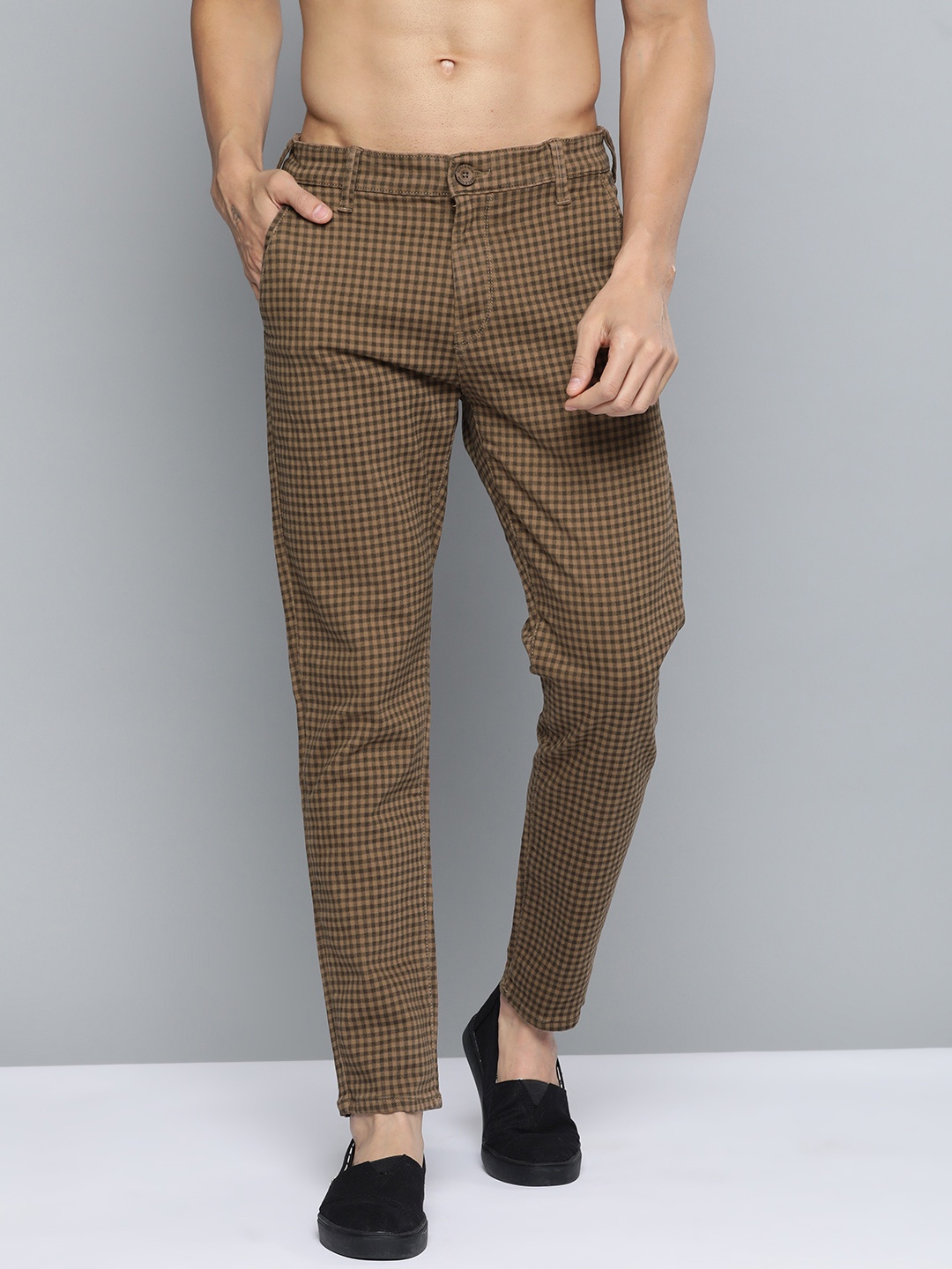 

HERE&NOW Men Brown & Charcoal Grey Slim Fit Checked Regular Trousers