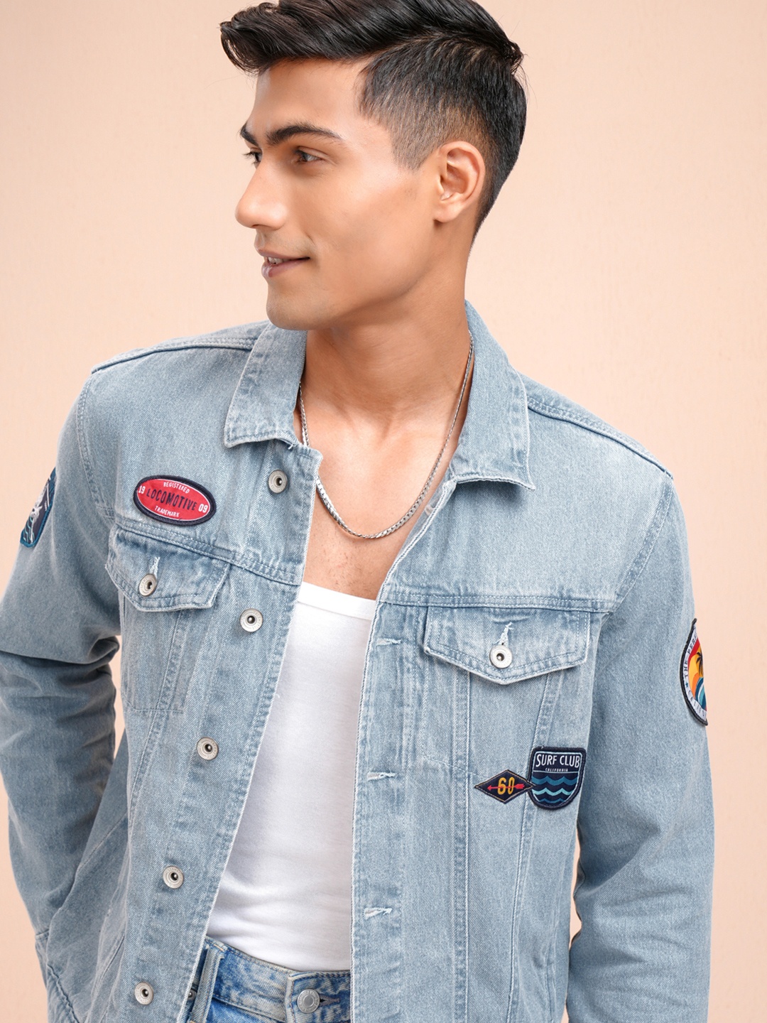 

LOCOMOTIVE Men Blue Pure Cotton Applique Detail Solid Denim Jacket