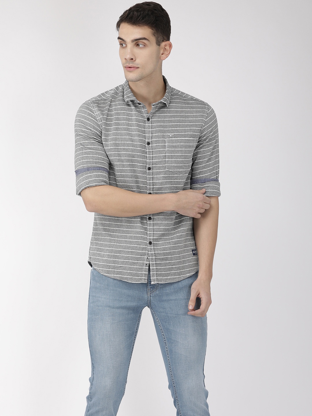 

Flying Machine Men Grey & White Regular Fit Striped Casual Shirt
