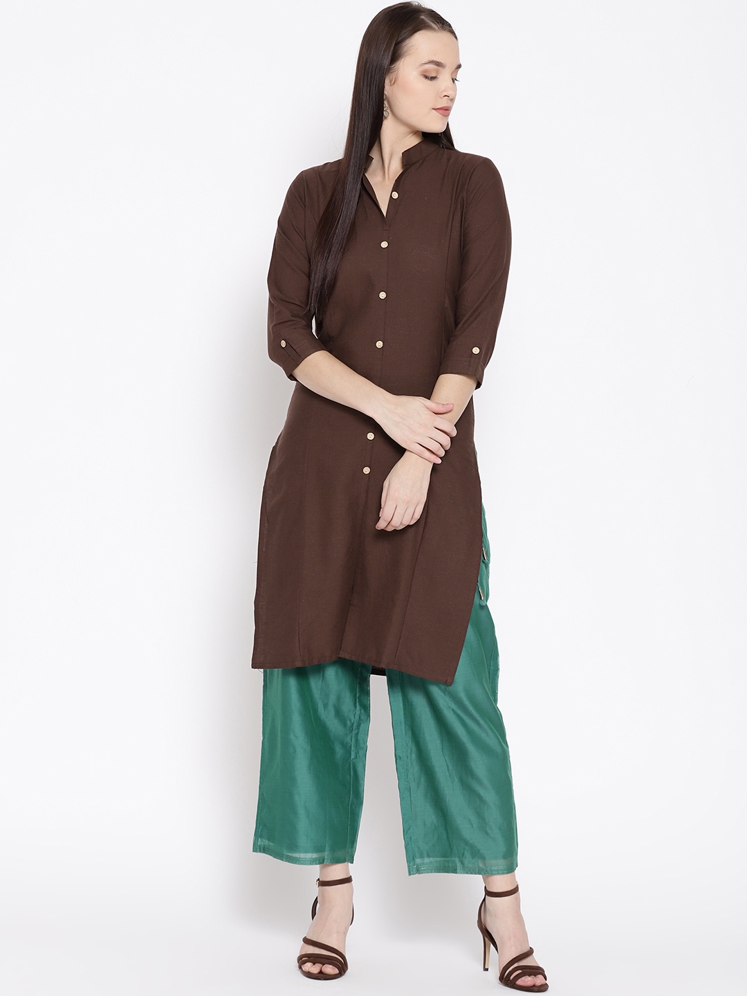 

Vastraa Fusion Women Coffee Brown Solid Straight Kurta