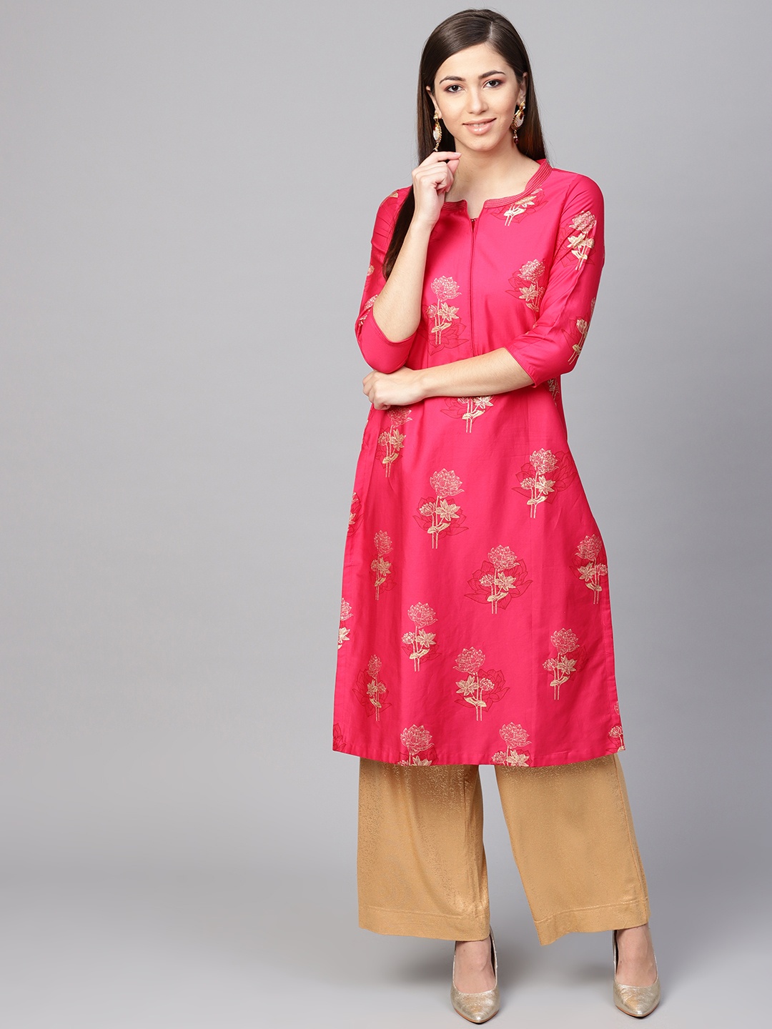 

Biba Women Pink & Golden Foil Printed Straight Kurta