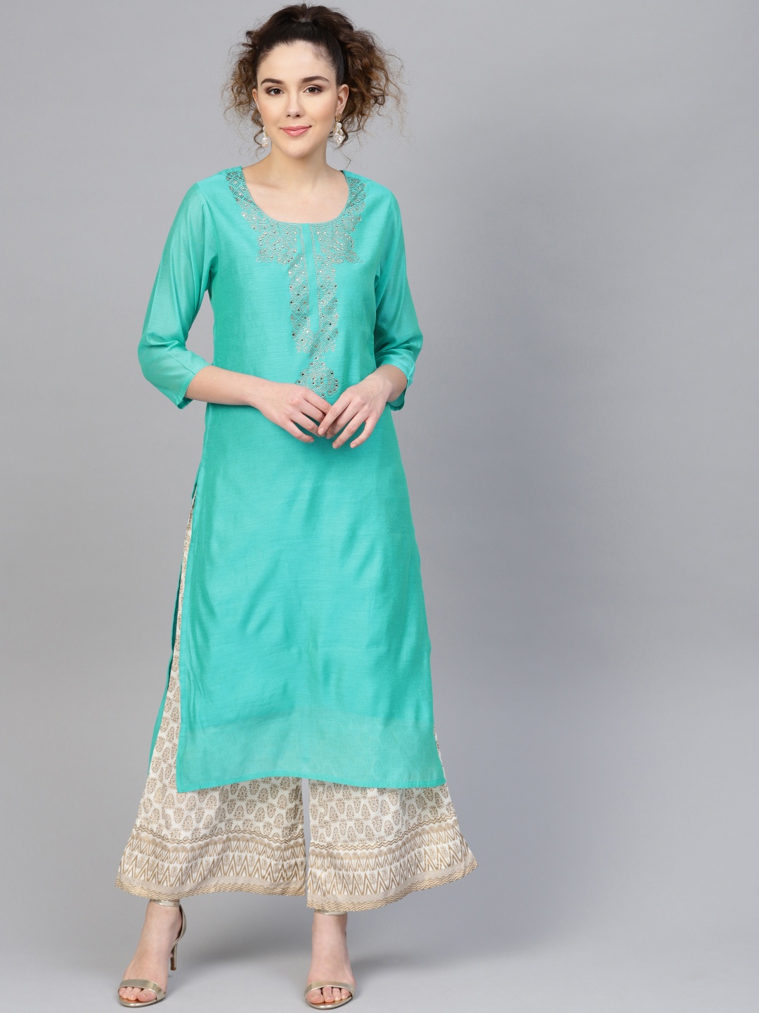 

Varanga Women Blue & Off-White Handloom Printed Kurta with Palazzos