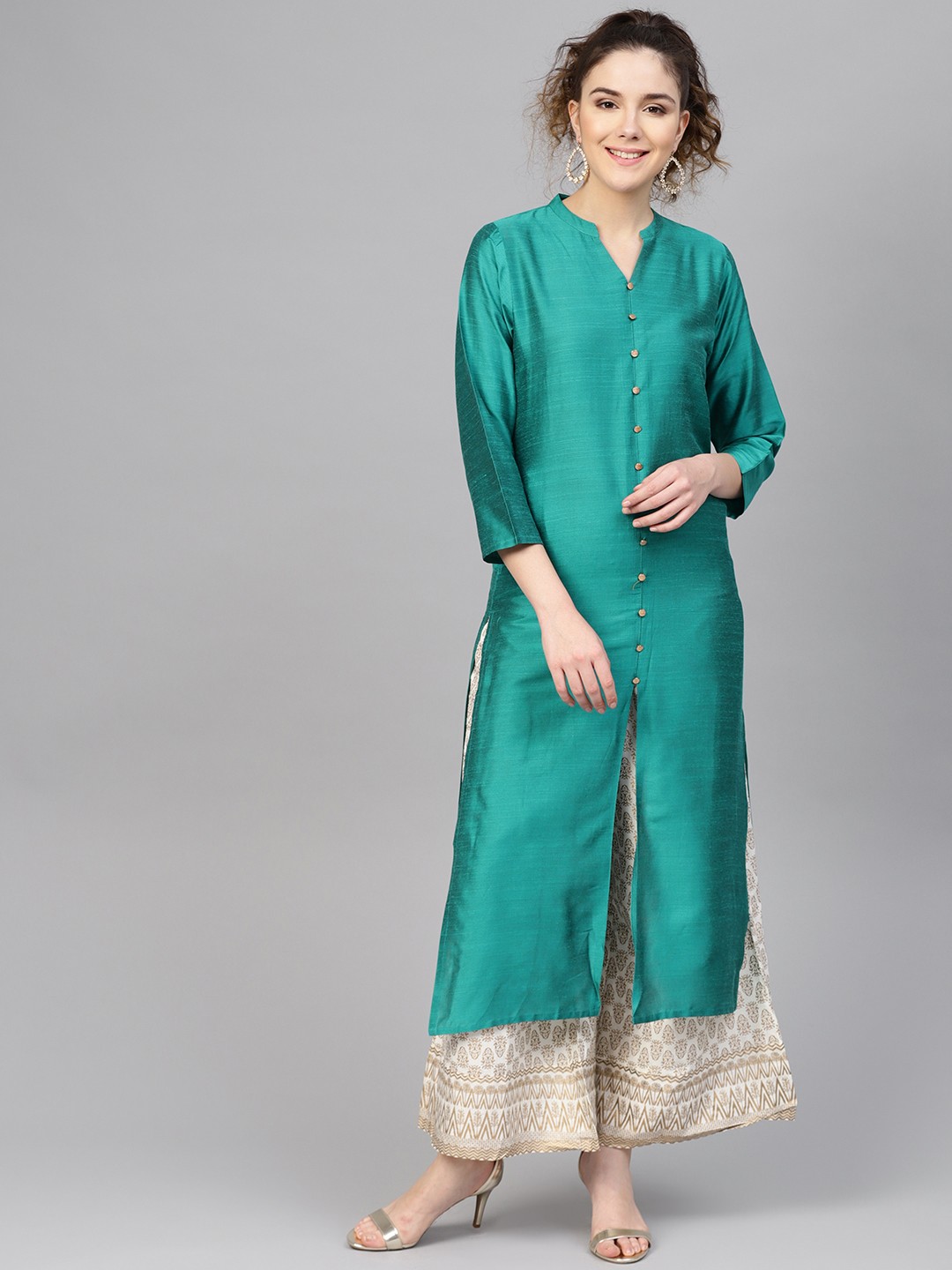 

Varanga Women Blue & Off-White Solid Handloom Kurta with Palazzos