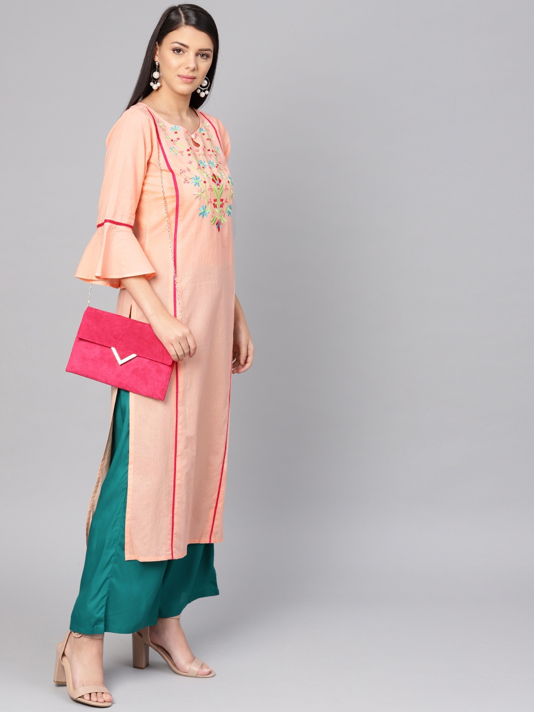 

Varanga Women Peach-Coloured Floral Yoke Design Straight Kurta