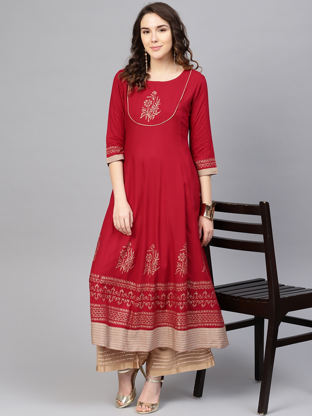 

Varanga Women Maroon & Beige Printed Kurta with Palazzos