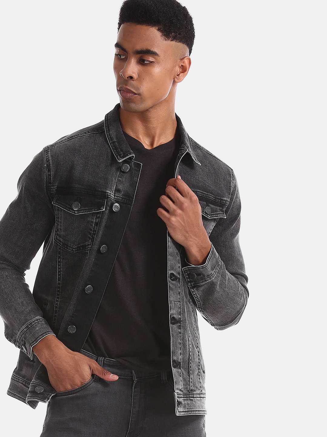 

Aeropostale Men Grey Solid Denim Jacket