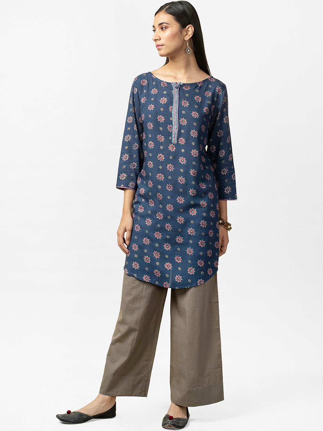 

Fabindia Women Navy Blue & Pink Handblock Print Straight Kurta