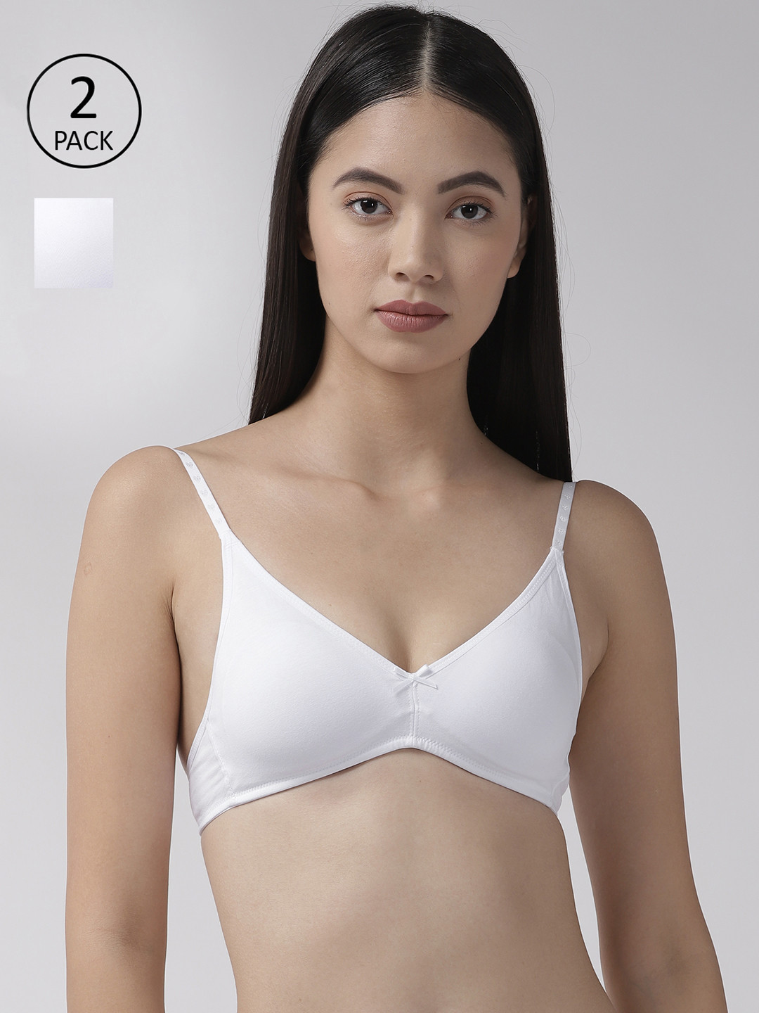 

Marks & Spencer Pack of 2 White Solid Non-Wired Lightly Padded Everyday Bras T339430