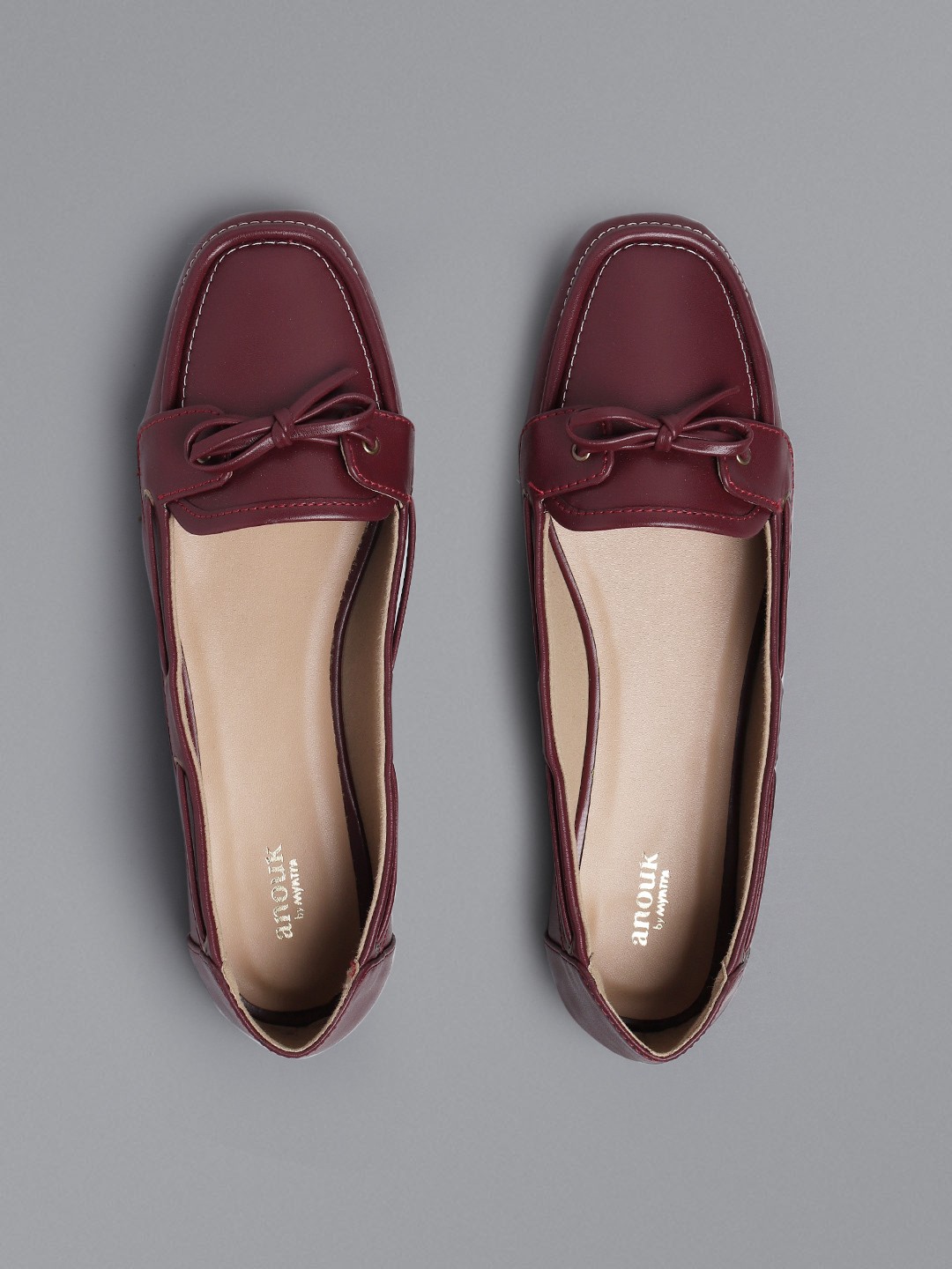 

Anouk Women Burgundy Solid Loafers