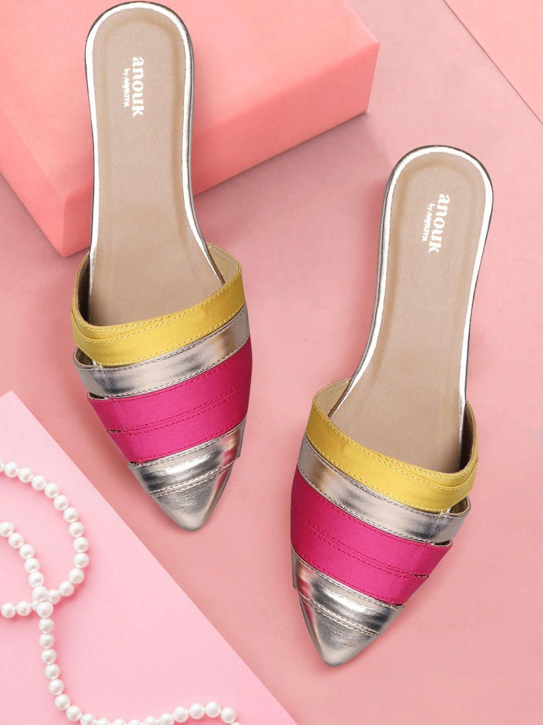 

Anouk Women Gold-Toned & Pink Colourblocked Mules
