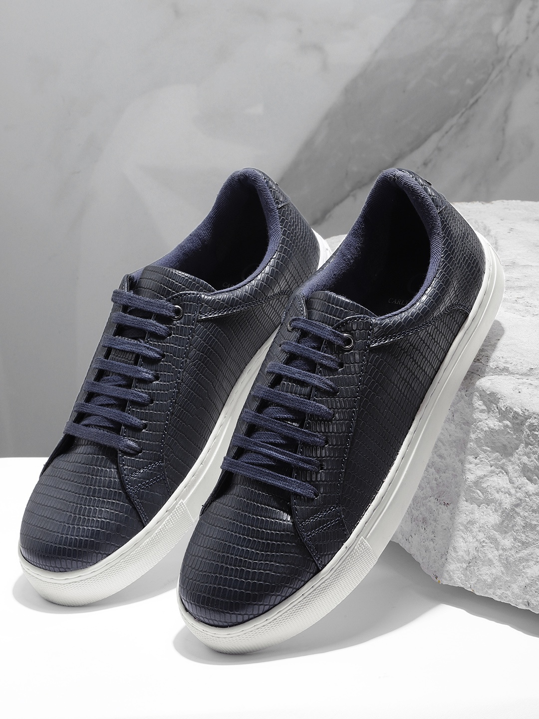 

Carlton London Men Navy Blue Croc Textured Sneakers