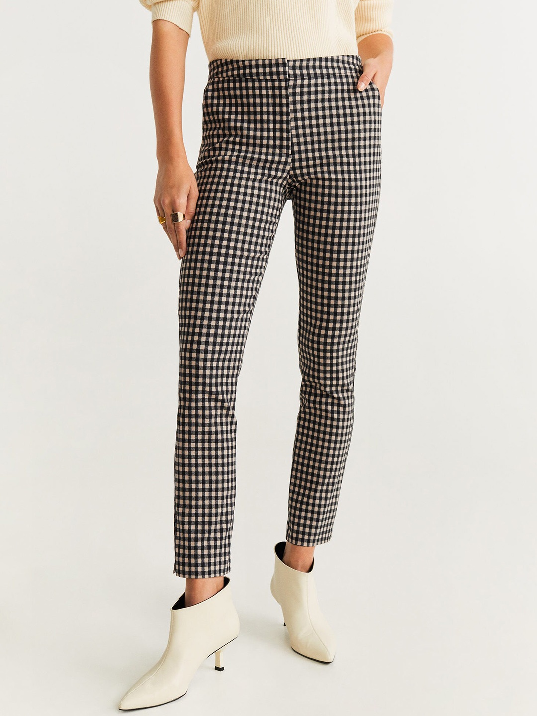 

MANGO Women Navy Blue & White Skinny Fit Checked Cropped Regular Trousers