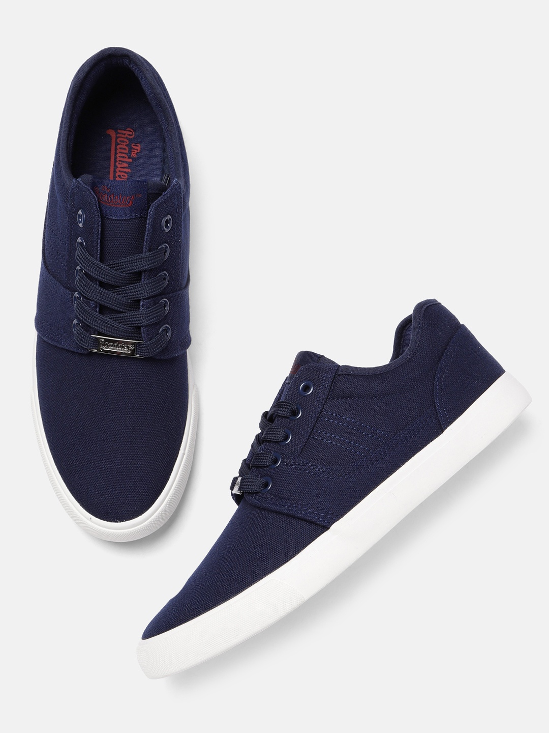 

The Roadster Lifestyle Co Men Navy Blue Sneakers