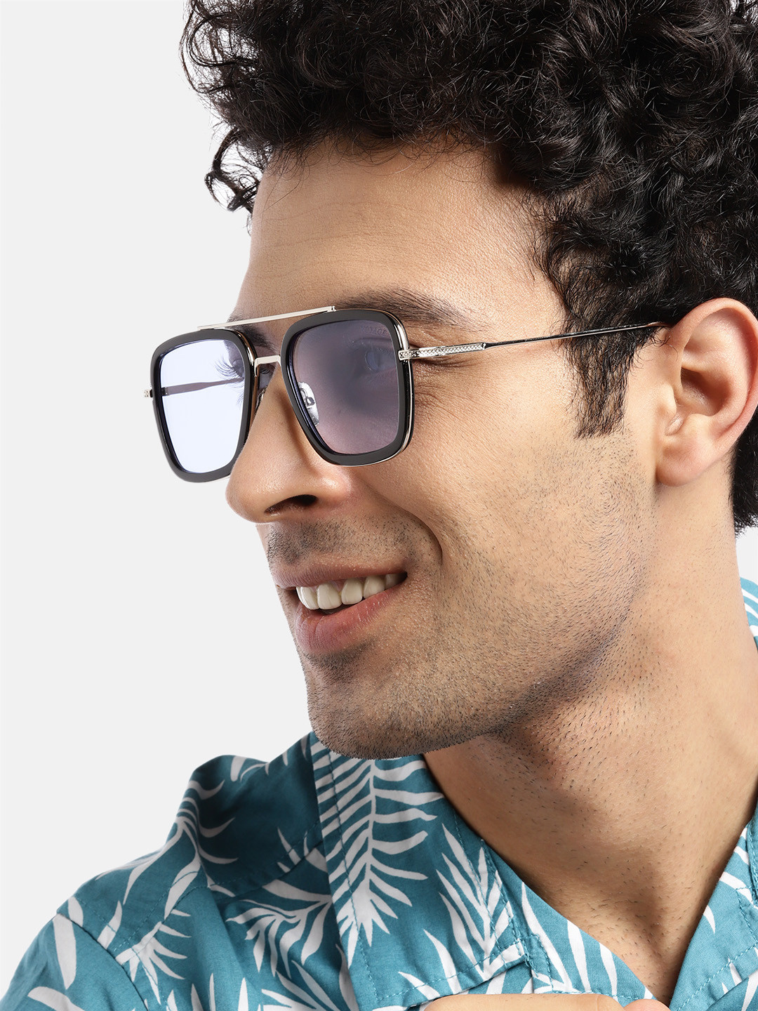 

Voyage Unisex Square Sunglasses, Blue