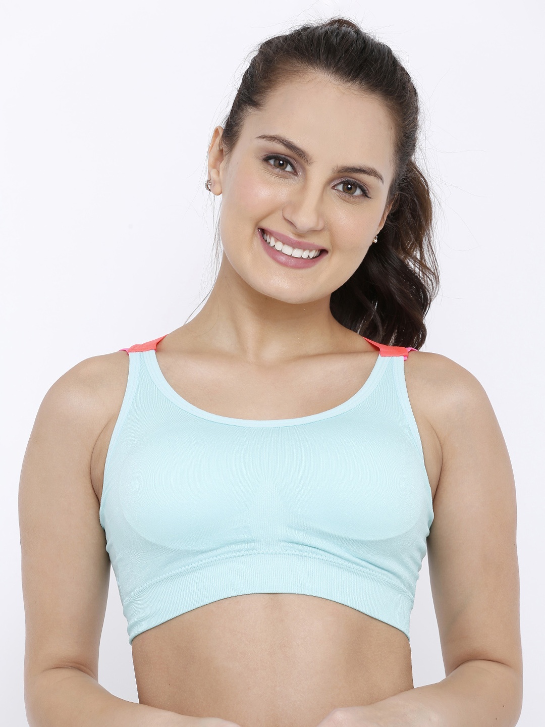 

Pretty Awesome Turquoise Blue Solid Non-Wired Lightly Padded Sports Bra PTBRA505