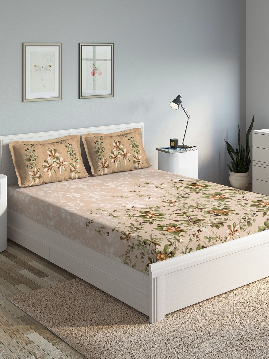 

DDecor Beige & Green Floral 140 TC Cotton 1 Queen Bedsheet with 2 Pillow Covers