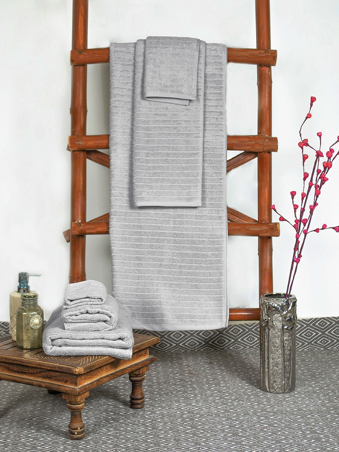 

Avira Home Set of 6 Grey 400 GSM Towels
