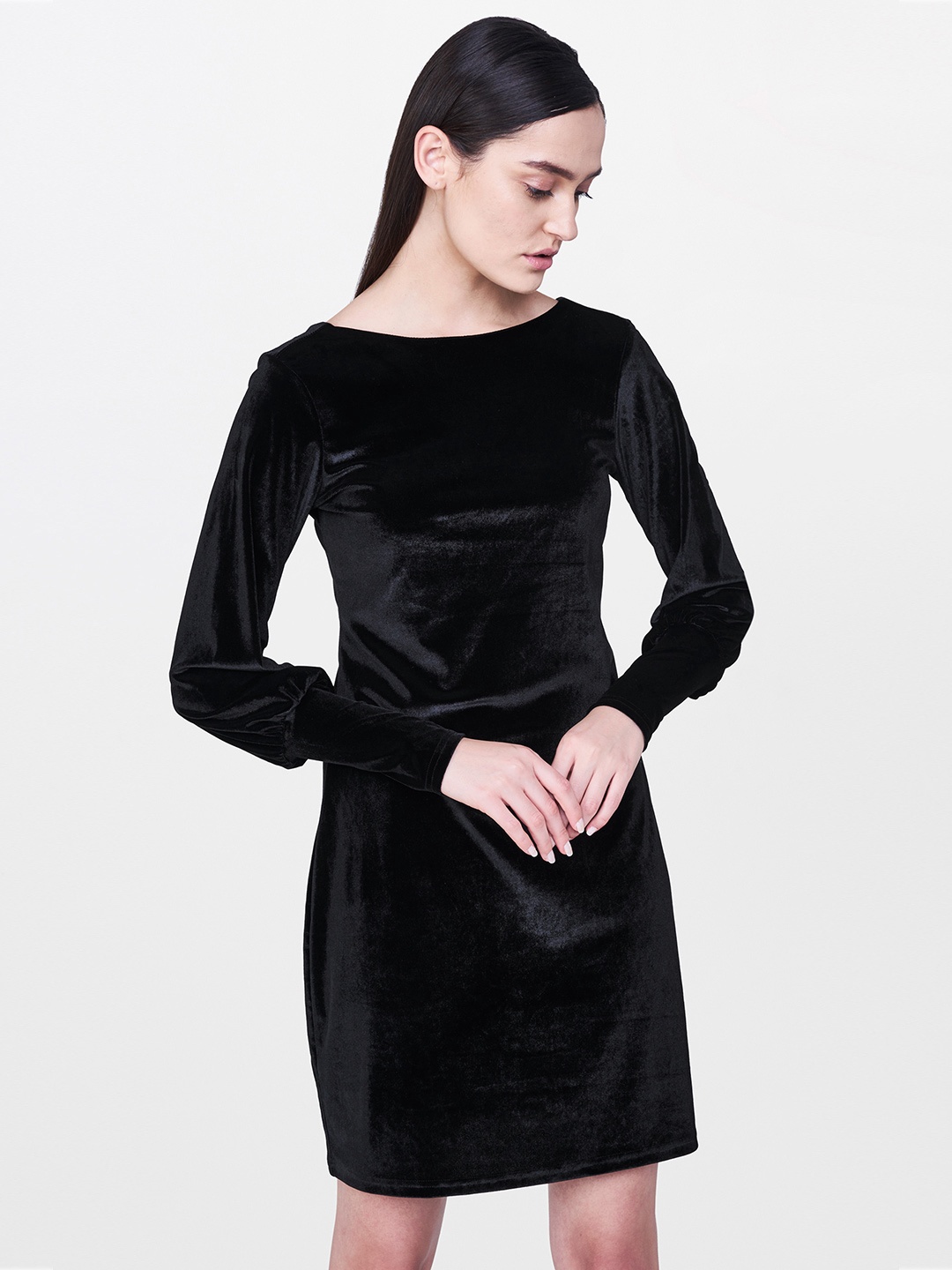 

AND Women Black Solid Bodycon Velvet Dress