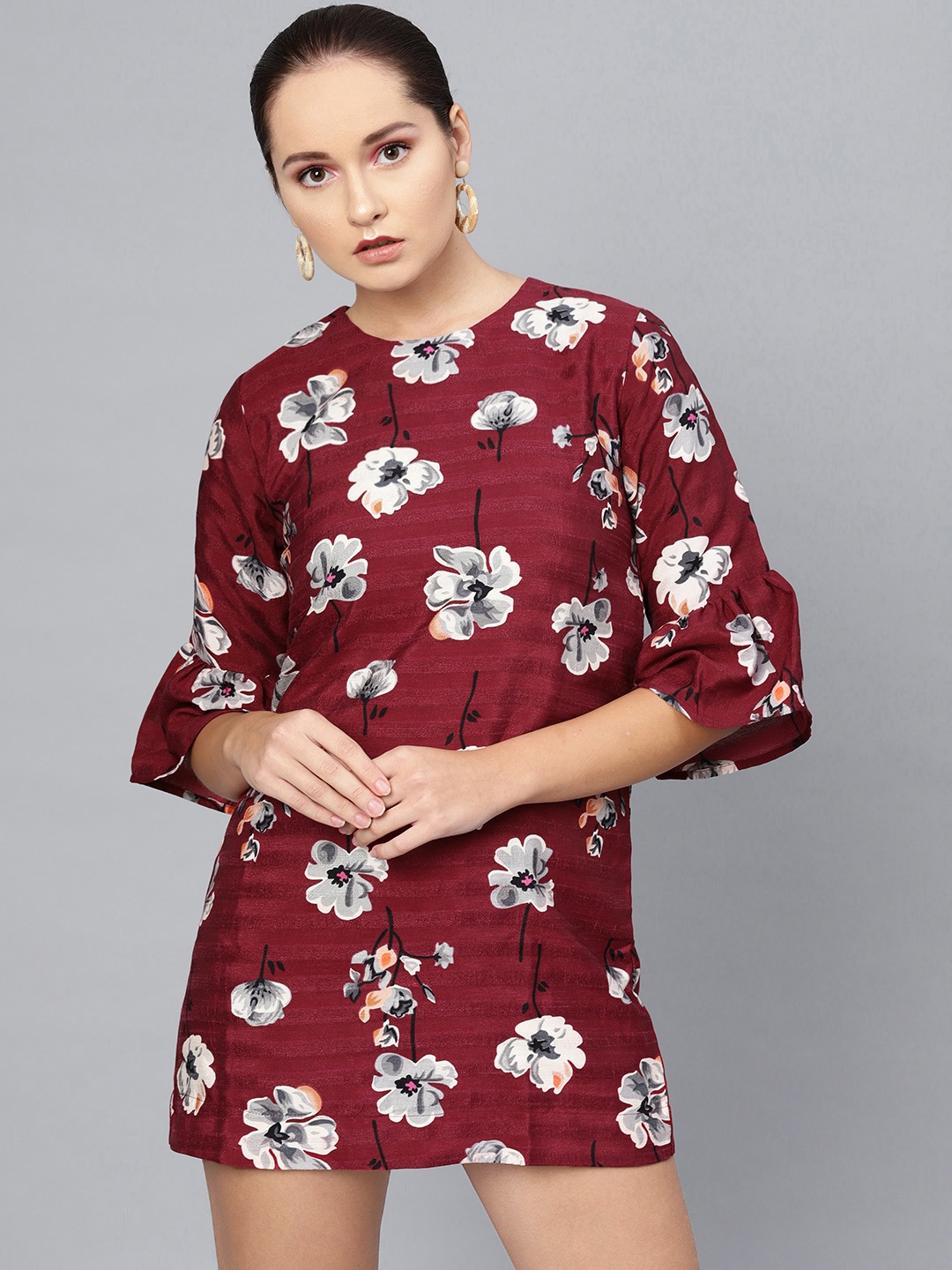 

SASSAFRAS Women Burgundy & Grey Printed Mini Shift Dress